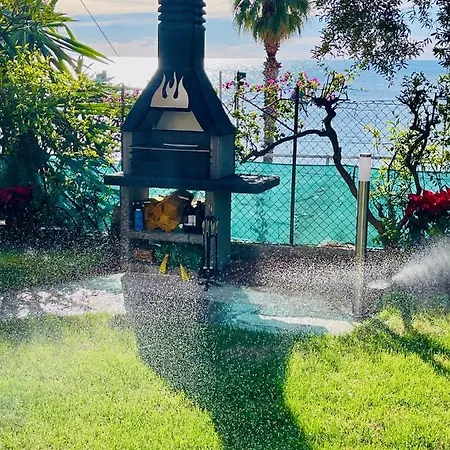 Con Giardino In Tre Ponti דירה סנרמו